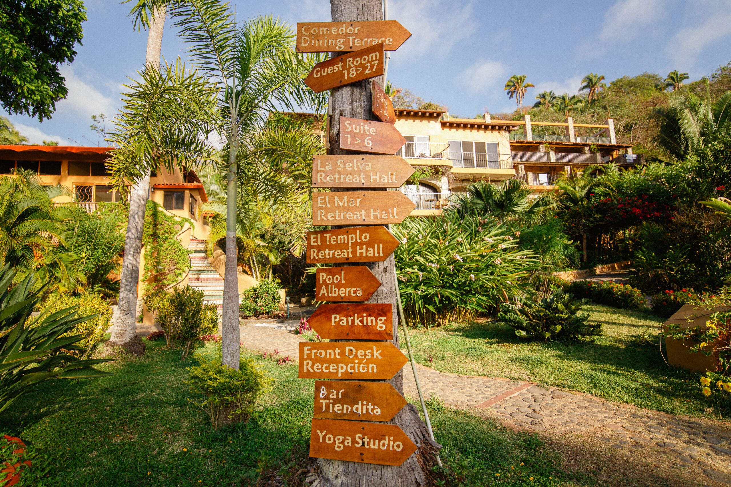 Signs at Mar de Jade